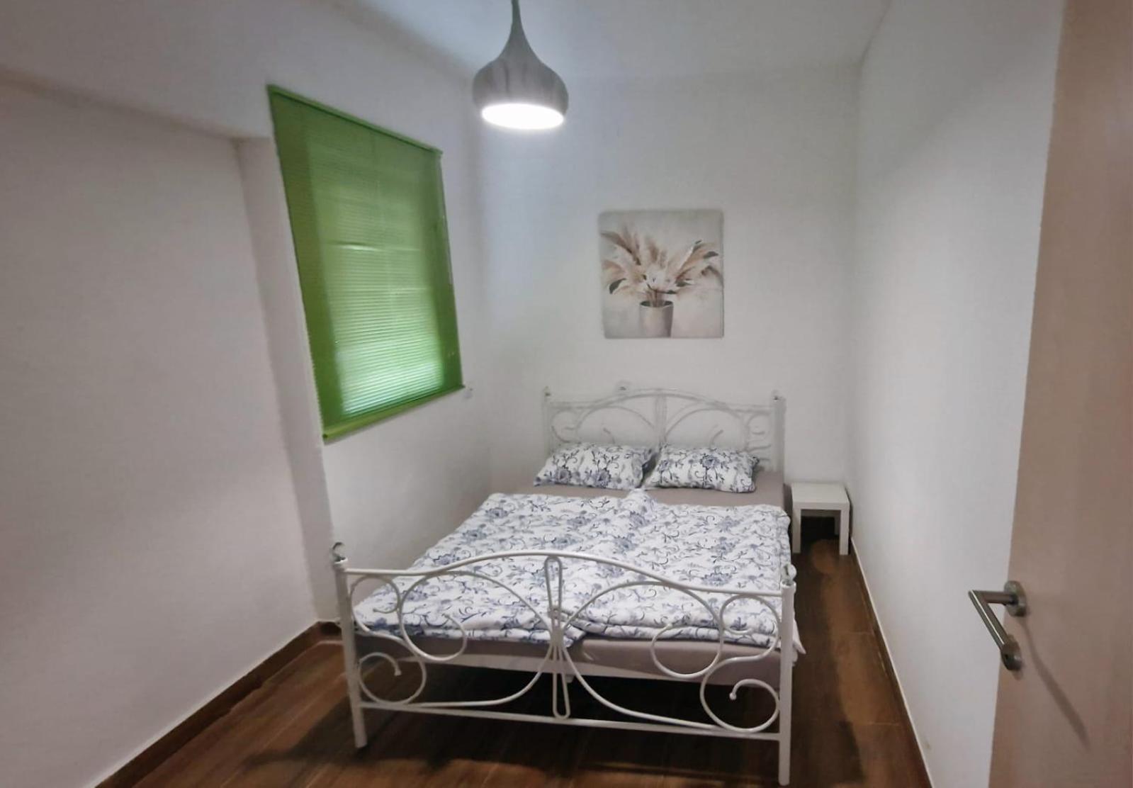Apartman Lena Tusilovic ภายนอก รูปภาพ