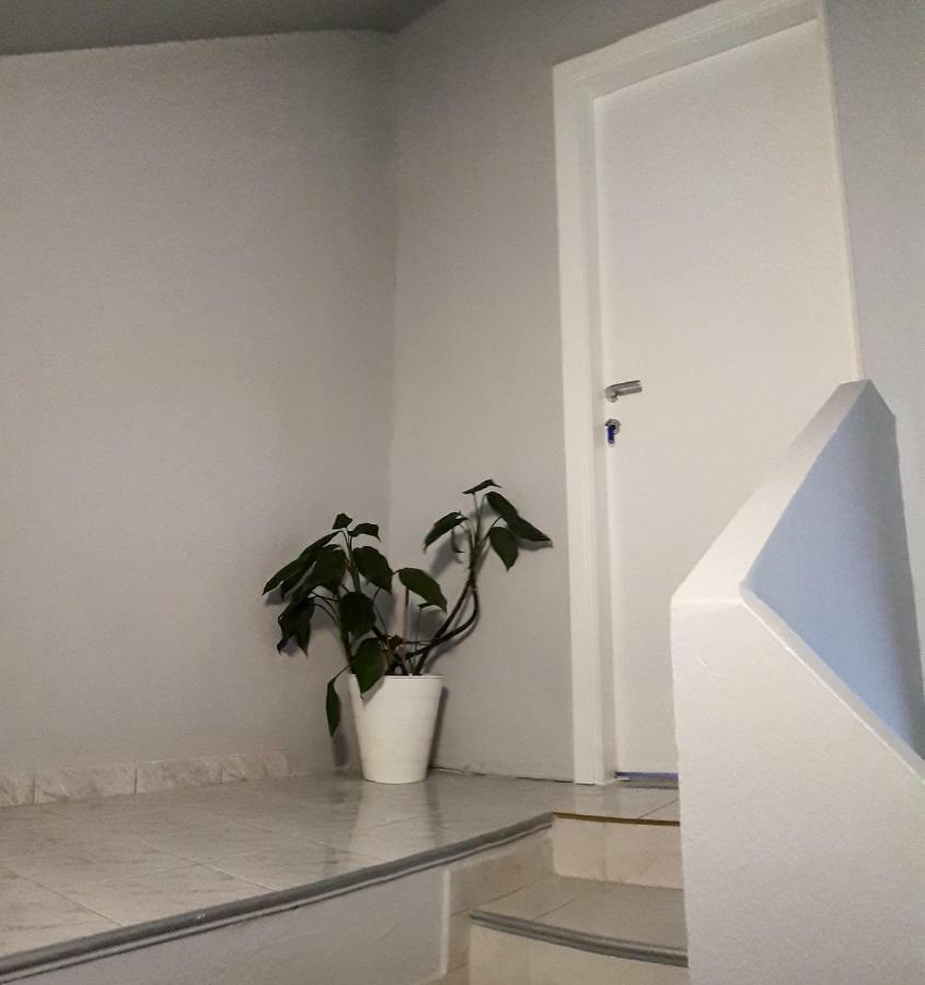 Apartman Lena Tusilovic ภายนอก รูปภาพ